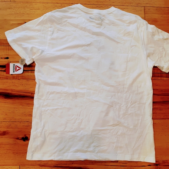 Nwt reebok tshirt - Picture 2 of 3